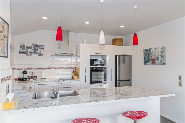 Photo of property in 8 Castaway Place, Gulf Harbour, Whangaparaoa, 0930