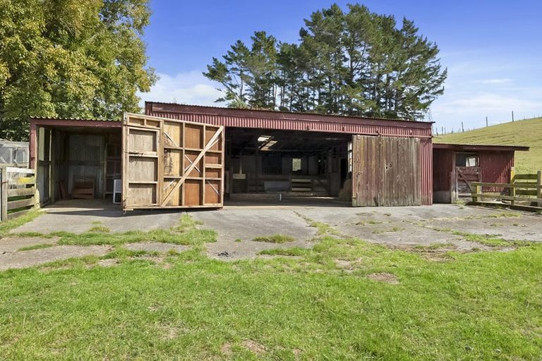 Photo of property in 768 Mountain Road, Lepperton, Inglewood, 4389