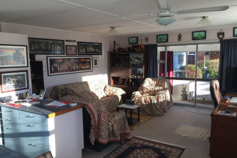 Photo of property in 5 Hillary Street, Waimate, 7924