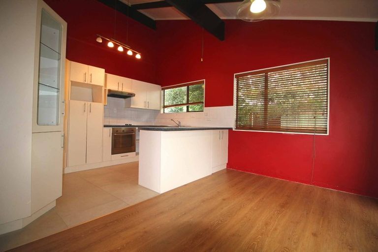 Photo of property in 190 Ti Rakau Drive, Pakuranga Heights, Auckland, 2010