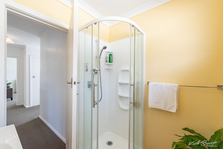 Photo of property in 37 Hyde Street, Wainuiomata, Lower Hutt, 5014