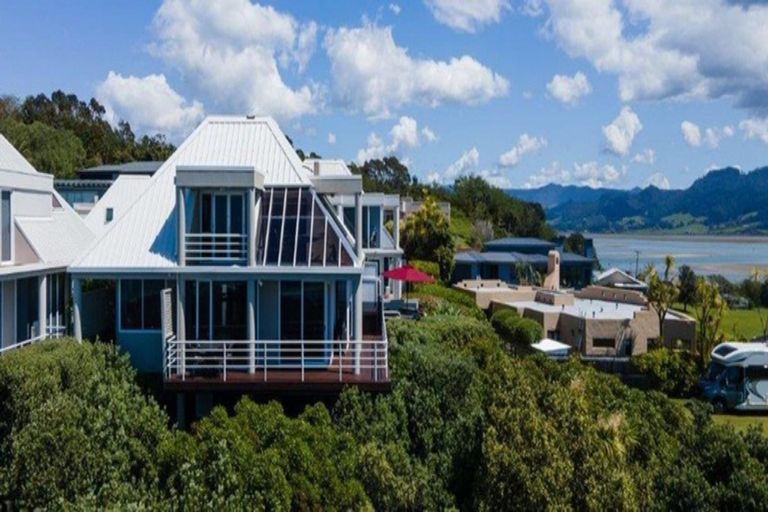 Photo of property in 2/508 Seaforth Road, Bowentown, Waihi Beach, 3177