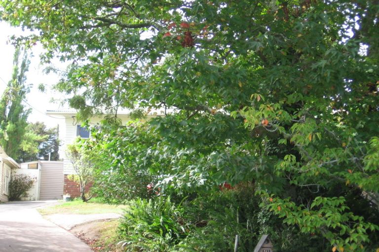 Photo of property in 6 Rerewai Place, Kelston, Auckland, 0602