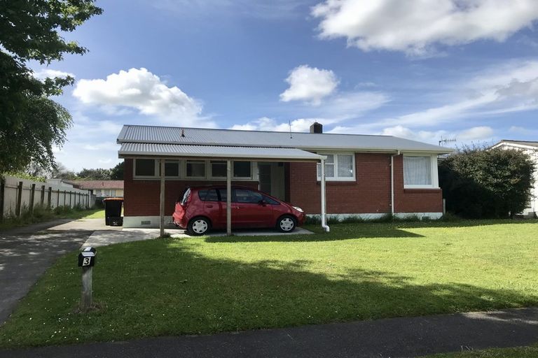 Photo of property in 3 Pembroke Street, Highbury, Palmerston North, 4412