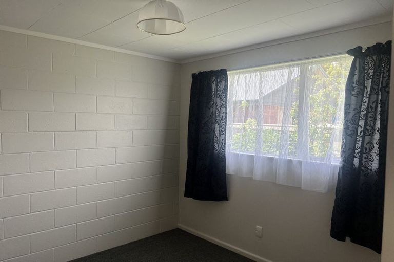 Photo of property in 18a Kings Drive, Levin, 5510