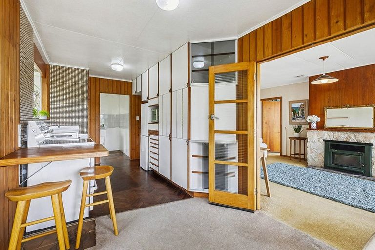 Photo of property in 15 Spur Grove, Titahi Bay, Porirua, 5022