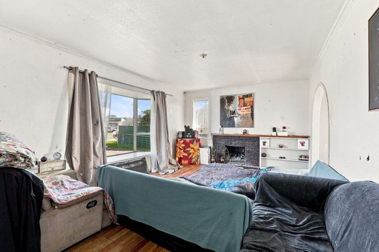 Photo of property in 22 Polson Street, Castlecliff, Whanganui, 4501