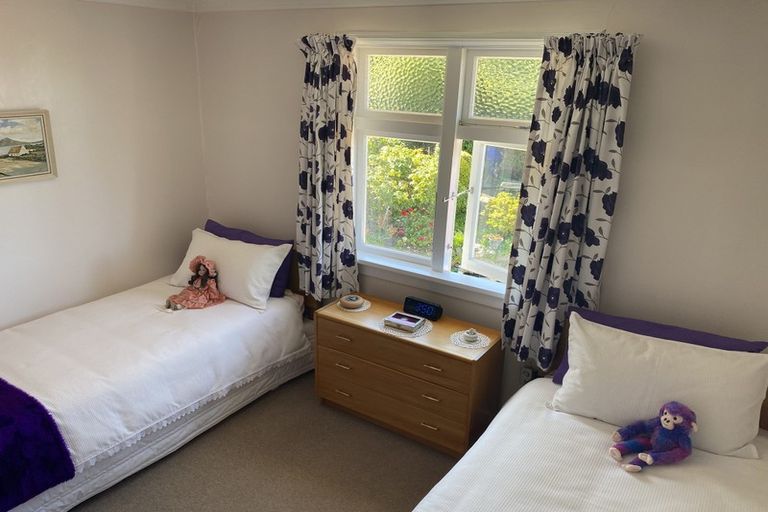 Photo of property in 16 Lisburn Avenue, Caversham, Dunedin, 9012