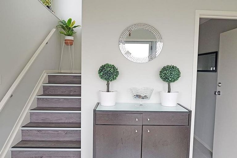 Photo of property in 4a Redoubt Road, Goodwood Heights, Auckland, 2105