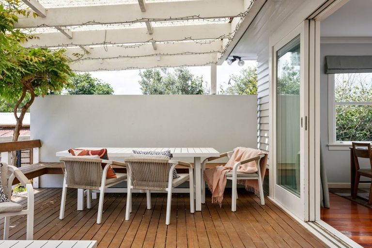 Photo of property in 28a Moana Road, Okitu, Gisborne, 4010