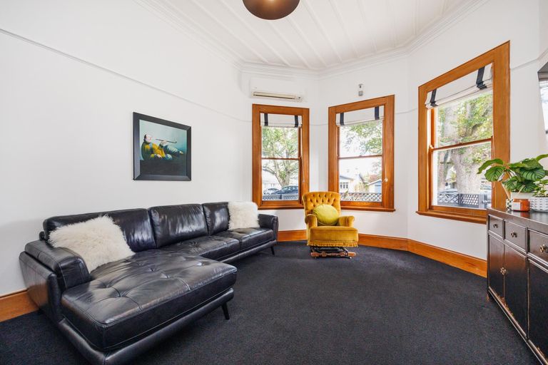 Photo of property in 97 Victoria Avenue, Palmerston North, 4410