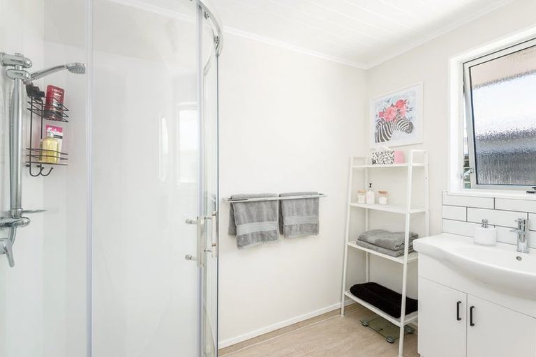 Photo of property in 1/47 Kawau Crescent, Bromley, Christchurch, 8062