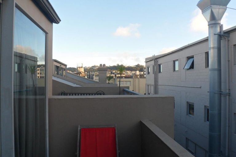 Photo of property in Hannahs Warehouse Apartments, 6/13 Leeds Street, Te Aro, Wellington, 6011