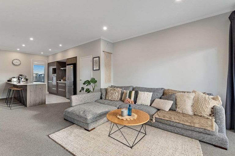 Photo of property in 83e Hobsonville Point Road, Hobsonville, Auckland, 0616