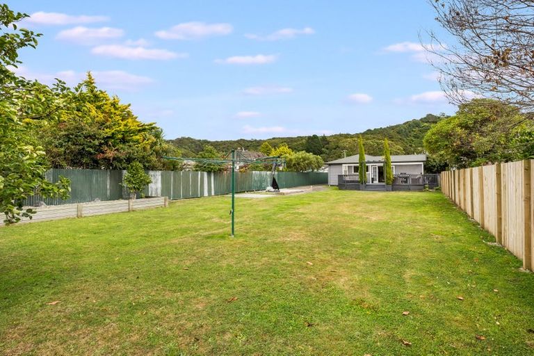 Photo of property in 60 Westminster Road, Wainuiomata, Lower Hutt, 5014