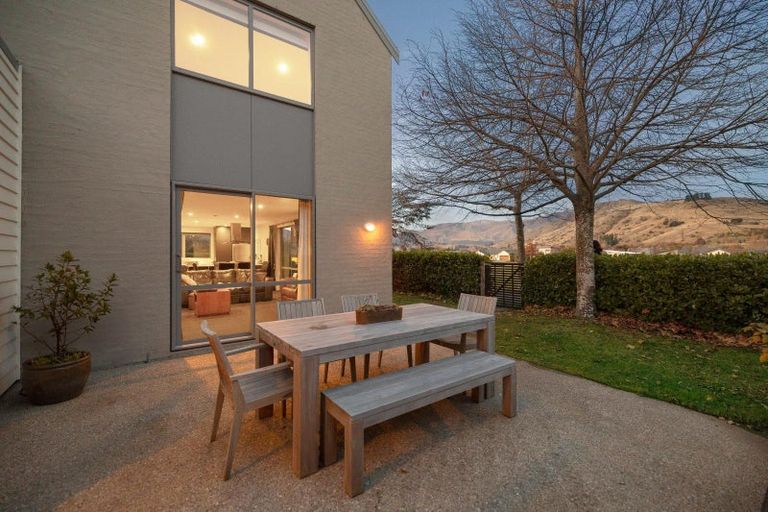 Photo of property in 23b Onslow Road, Lake Hayes, Queenstown, 9304