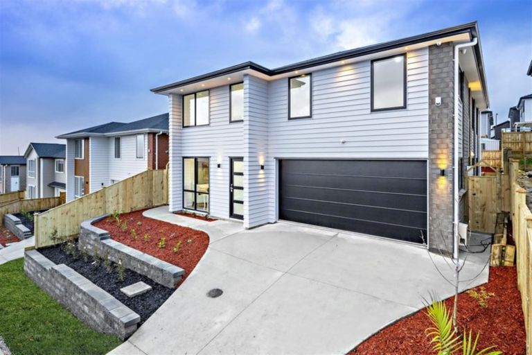 Photo of property in 42 Hangahai Road, Flat Bush, Auckland, 2019