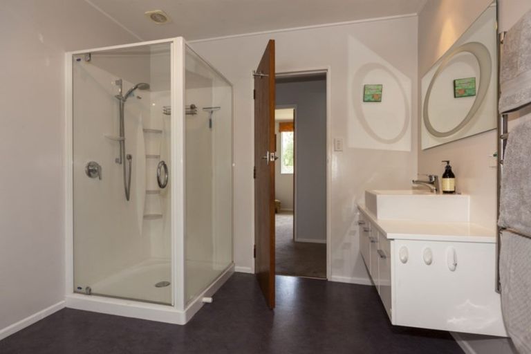 Photo of property in 34 Chums Road, Paraparaumu Beach, Paraparaumu, 5032