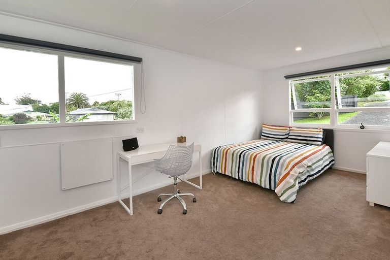 Photo of property in 41 Rangimaarie Crescent, Snells Beach, 0920