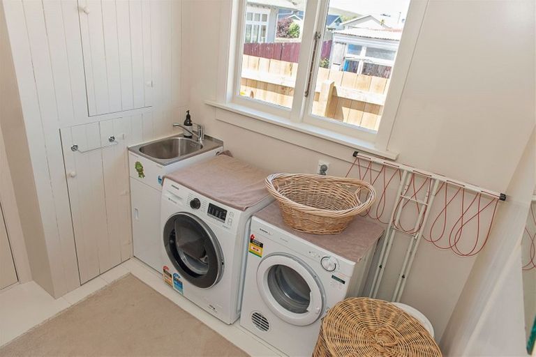 Photo of property in 21 Till Street, South Hill, Oamaru, 9400