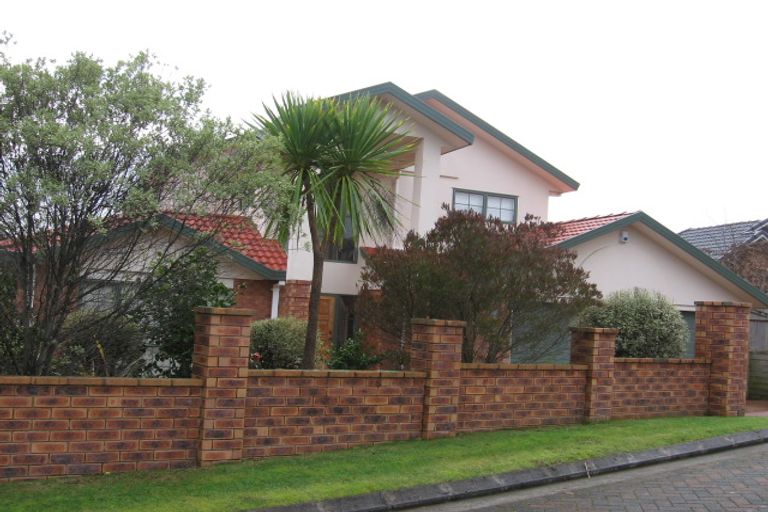 Photo of property in 28b Westerham Drive, Dannemora, Auckland, 2016