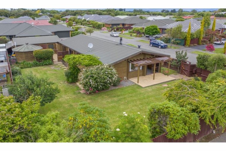 Photo of property in 40 Shenley Drive, Belfast, Christchurch, 8051