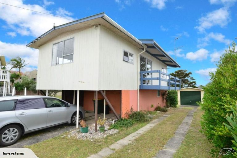 Photo of property in 44 Shakespear Road, Army Bay, Whangaparaoa, 0930