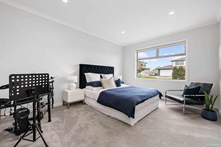 Photo of property in 80 Weatherly Drive, Beachlands, Auckland, 2018