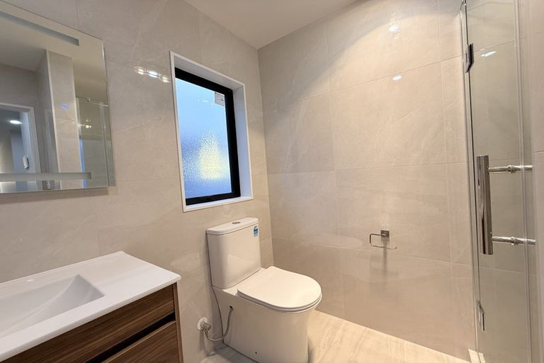 Photo of property in 9 Kirrama Place, Conifer Grove, Takanini, 2112