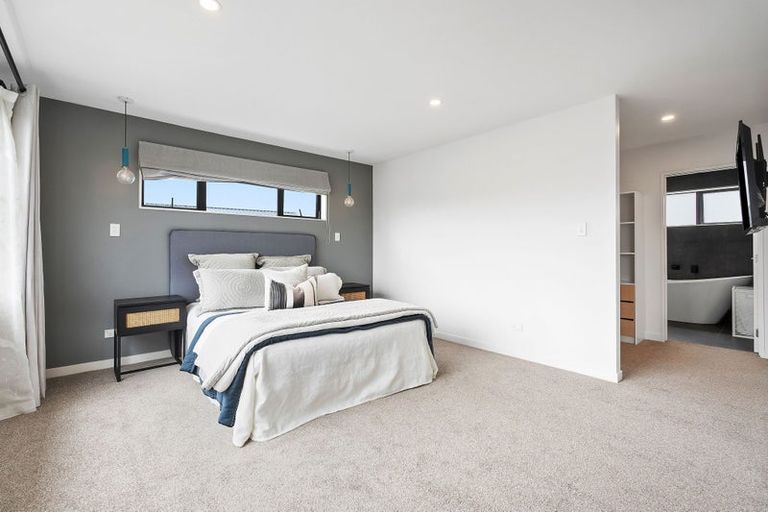 Photo of property in 13 Jack Hawken Lane, Silverdale, 0932