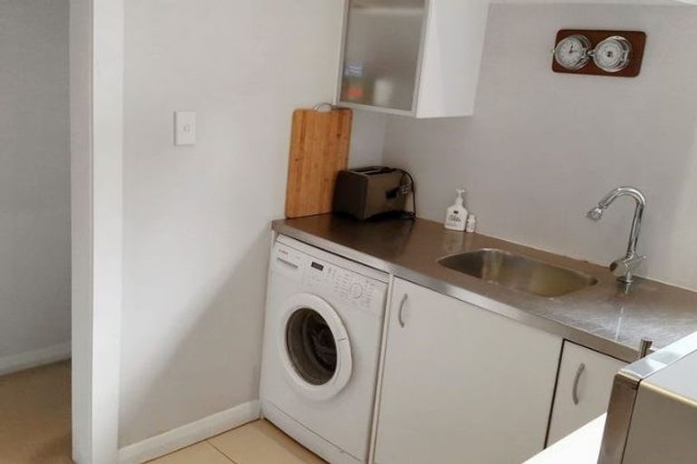 Photo of property in 402a Mount Eden Road, Mount Eden, Auckland, 1024