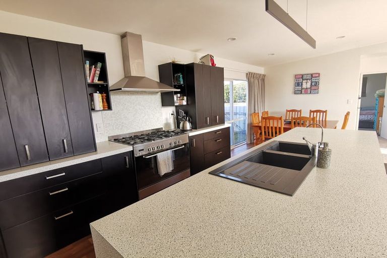 Photo of property in 44 Hunia Terrace, Himatangi Beach, Foxton, 4891