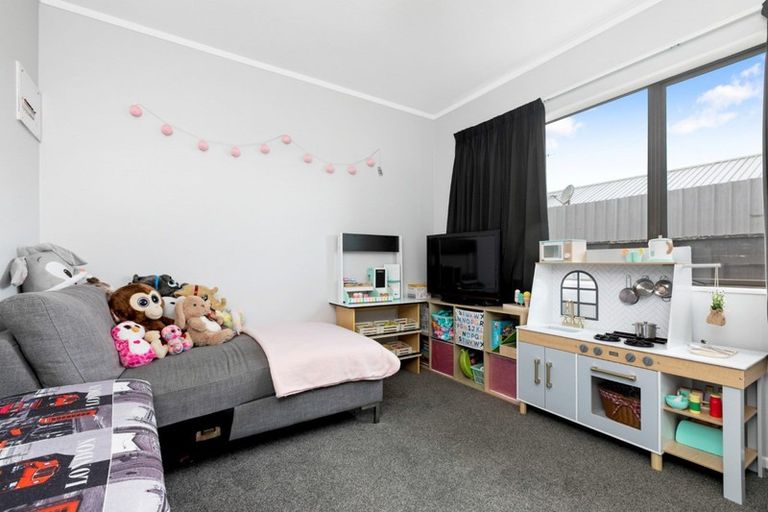 Photo of property in 247 Gravatt Road, Papamoa Beach, Papamoa, 3118