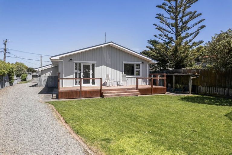 Photo of property in 105 Leinster Avenue, Raumati South, Paraparaumu, 5032