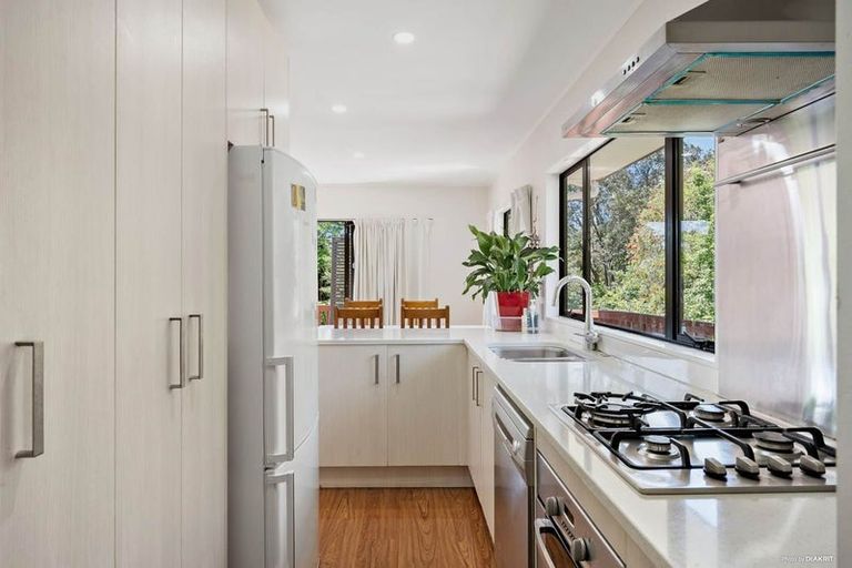 Photo of property in 39a Evelyn Road, Cockle Bay, Auckland, 2014