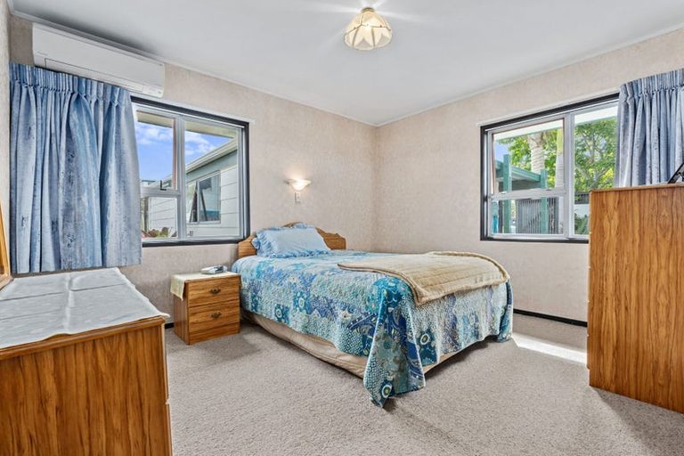 Photo of property in 37 West View Crescent, Onerahi, Whangarei, 0110