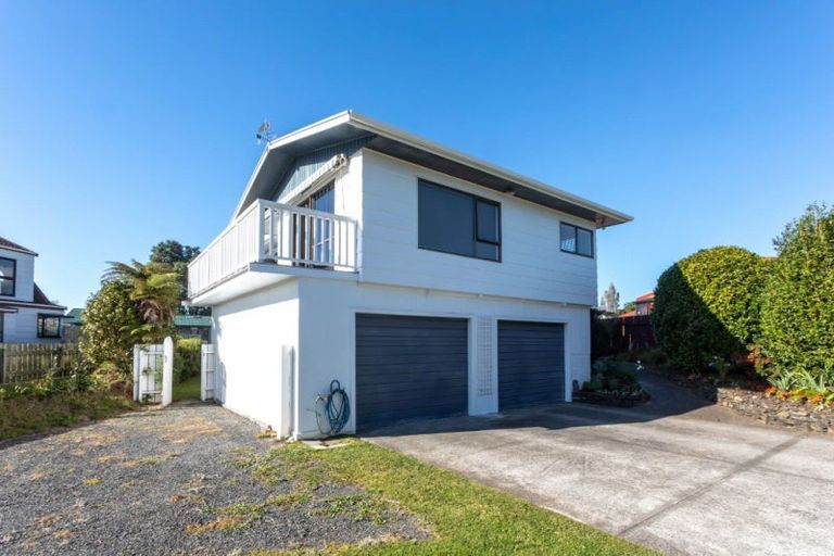 Photo of property in 167 Durrant Drive, Whangamata, 3620