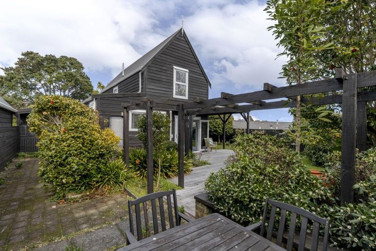 Photo of property in 87 Dorset Avenue, Lynmouth, New Plymouth, 4310