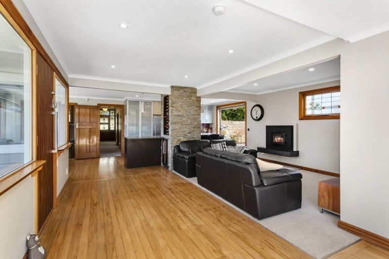 Photo of property in 32 Frankmoore Avenue, Johnsonville, Wellington, 6037