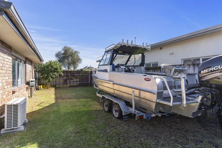 Photo of property in 11 Sarah Place, Papamoa Beach, Papamoa, 3118