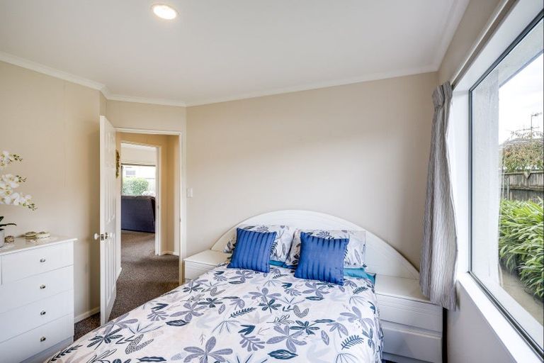 Photo of property in 14 Claridge Place, Taradale, Napier, 4112