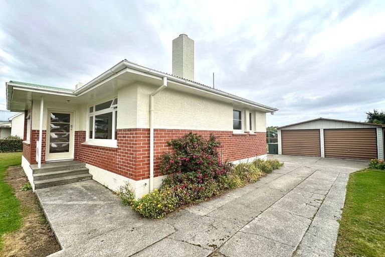 Photo of property in 1 Anderson Street, Stirling, 9231