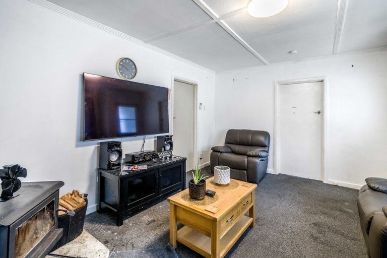 Photo of property in 84 Dipton Street, Kingswell, Invercargill, 9812