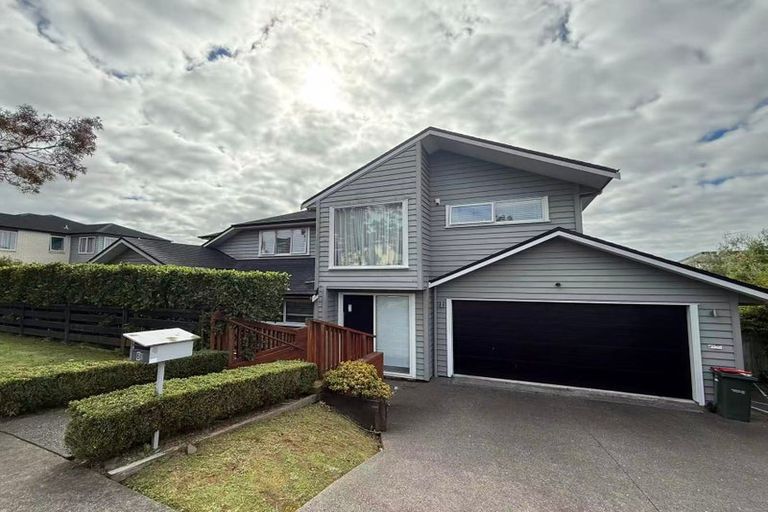 Photo of property in 6b Marina View Drive, West Harbour, Auckland, 0618