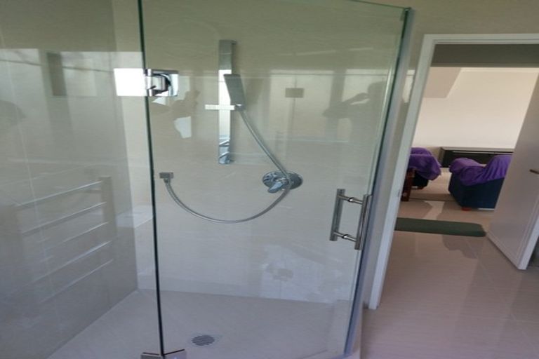 Photo of property in 163 Tiriwa Drive, Massey, Auckland, 0614