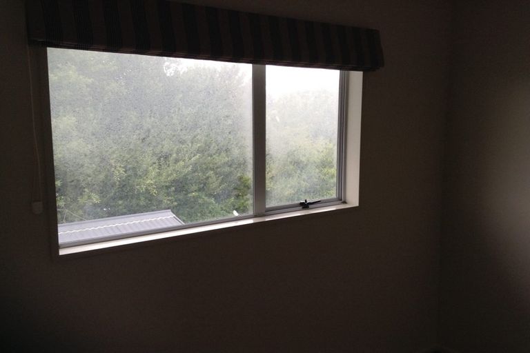 Photo of property in 5 Hunt Lane, Avondale, Christchurch, 8061