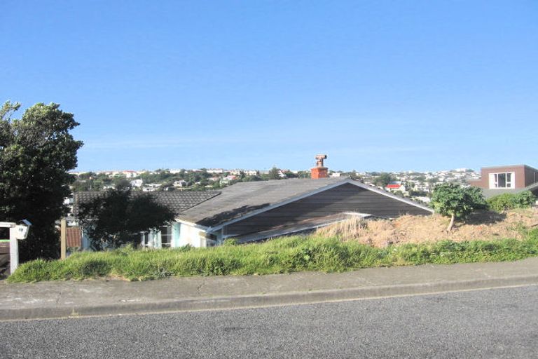 Photo of property in 25 Terrace Road, Titahi Bay, Porirua, 5022