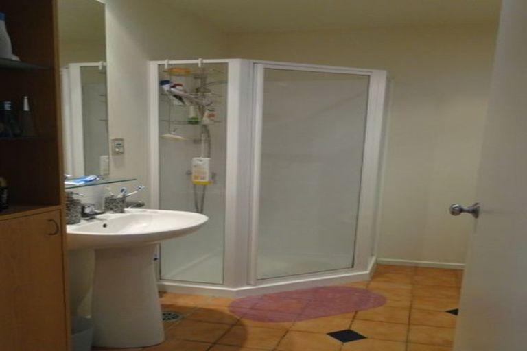 Photo of property in 12/2 Armoy Drive, East Tamaki, Auckland, 2016