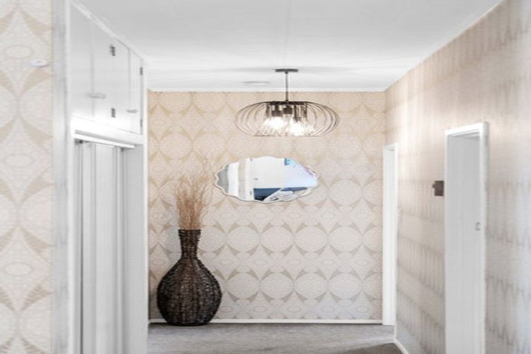 Photo of property in 1 Burgess Street, Te Aroha, 3320