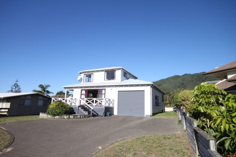 Photo of property in 15 Jubilee Drive, Pauanui, Hikuai, 3579